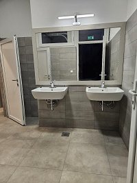 sanitarni prostori na Dolžu