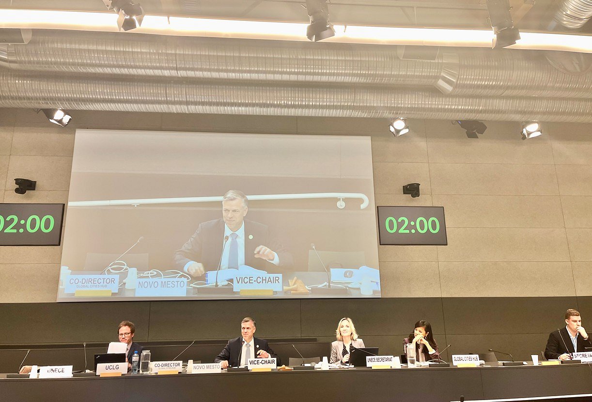 župan med predstavitvijo župan med predstavitvijo