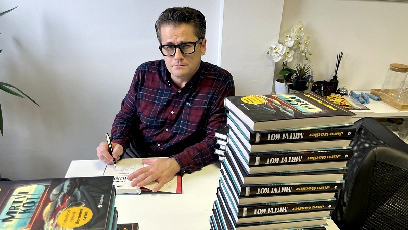 godler podpisuje mrtvi kot1