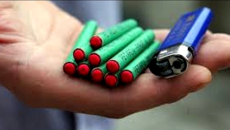  Policisti uspešni, prijeli nepridiprave s petardami