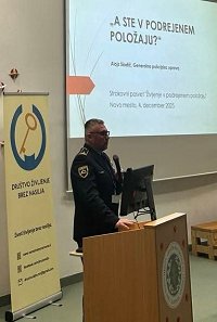 Življenje v podrejenem položaju_#.jpg