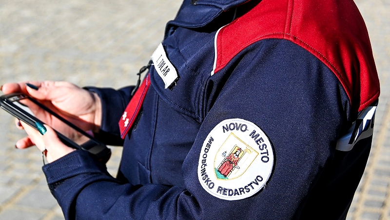  Izvajanje nadzora nad parkiranjem v blokovskih naseljih