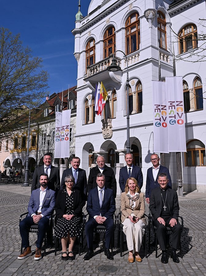 Sprejem vmesna