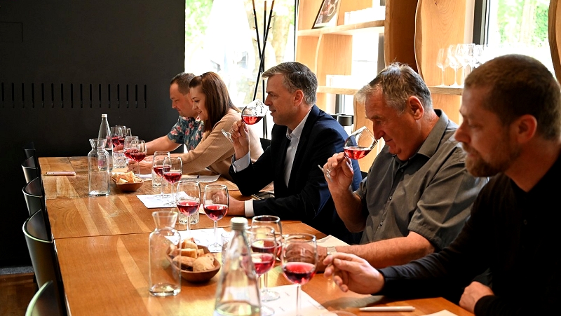  Dušan Teropšič vnovič zmagovalec izbora za Županovo vino 2026