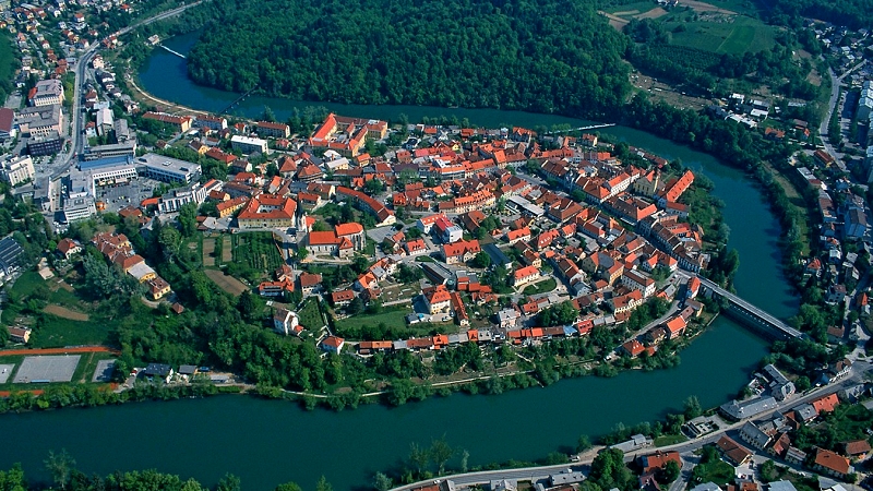 Novo mesto Javni poziv za sofinanciranje rekonstrukcije in gradnje stanovanj mladim investitorjem v letu 2026