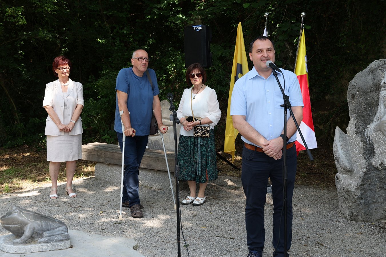 uradno odprtje prenovljene pešpoti v mestnem gozdu Portoval. 