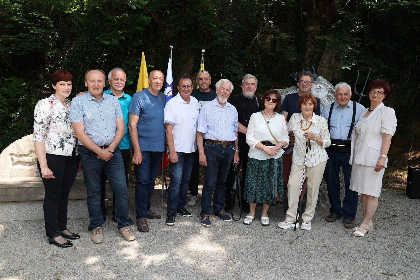 uradno odprtje prenovljene pešpoti v mestnem gozdu Portoval. 